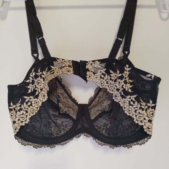 Wacoal Embrace Lace Plunge Bra Black 40DD - Picture 7 of 8